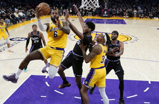 LeBron catches fire to lead late Lakers comeback against the Kings