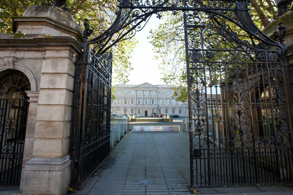 Proposed carbon budgets need to go further to reach climate targets, Oireachtas Committee told - Vimarsana News