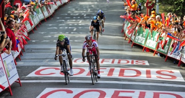 Vuelta á Espana: Valverde on top as battle for red sparks to life
