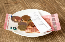 Cabinet approves new law which will ban restaurants and pubs withholding tips from staff