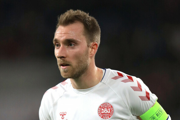 Brentford-linked Eriksen training with former club Ajax to build up fitness - Vimarsana News