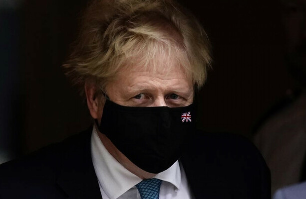 Johnson continue d’attendre pour rendre compte des 10 fêtes qui pourraient être la clé de son avenir