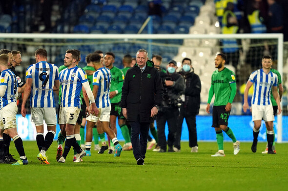 O'Neill's Stoke strike late to secure point at Huddersfield in battle of play-off hopefuls - Vimarsana News