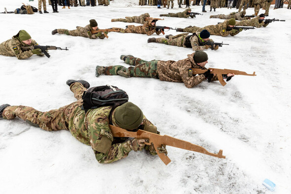 US officials say Russia is preparing for a full-scale invasion of Ukraine - Vimarsana News