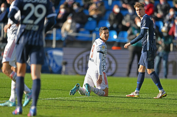 Bundesliga leaders Bayern slump to 4-2 defeat at Bochum - Vimarsana News