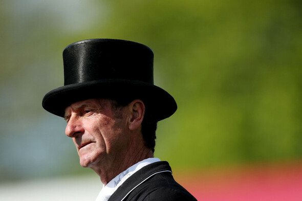 Trainer Mark Todd has licence suspended following video of him striking horse - Vimarsana News