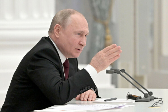 Putin, Biden agree in principle to summit as Ukraine tensions soar - Vimarsana News
