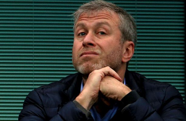Abramovich confirme qu’il vendra le Chelsea FC au milieu de l’invasion russe de l’Ukraine