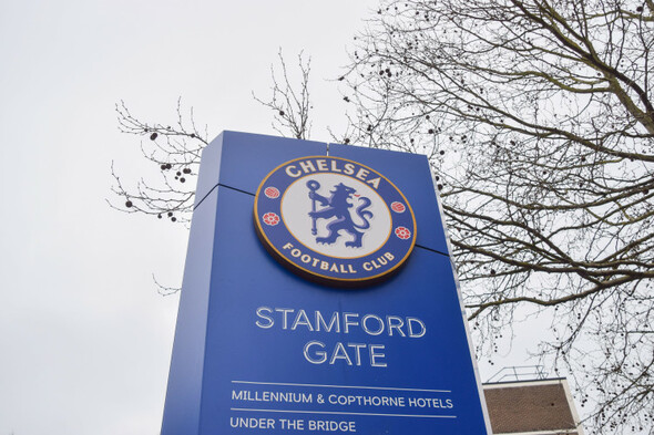Turkish billionaire enters race to buy Chelsea - Vimarsana News