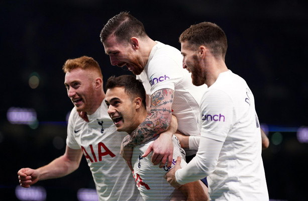 Le marteau cinq étoiles de Tottenham affronte Everton The42