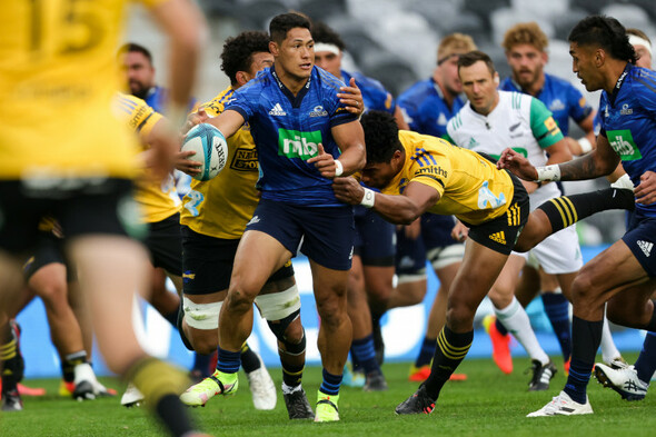 'It was a massive move. He's got that offload game akin to Sonny Bill Williams' - Vimarsana News