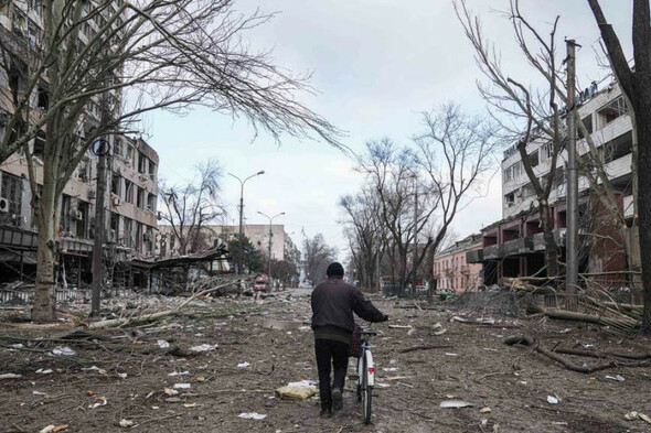 Ukraine says mosque sheltering 80 civilians shelled in Mariupol - Vimarsana News