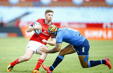 14-man Bulls survive late Munster surge in Pretoria