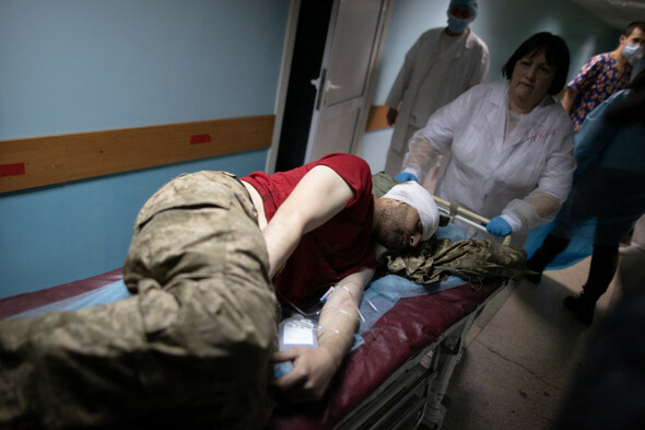 Ukrainian doctor: 'We need military aid now - Russia will not stop until Ukraine is destroyed' - Vimarsana News