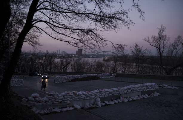 LIVE: Russia and Ukraine peace talks paused until tomorrow as Kyiv buildings hit - TheJournal.ie