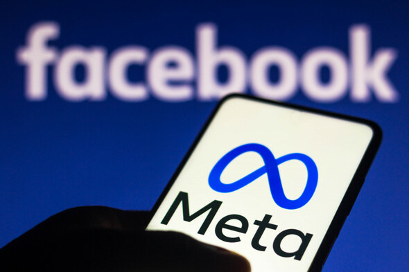 Data watchdog issues €17 million fine against Facebook - Vimarsana News