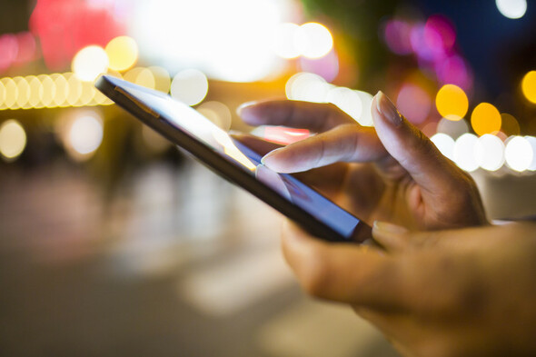 Gardaí issue phone warning after spike in phone thefts in Dublin city centre - Vimarsana News