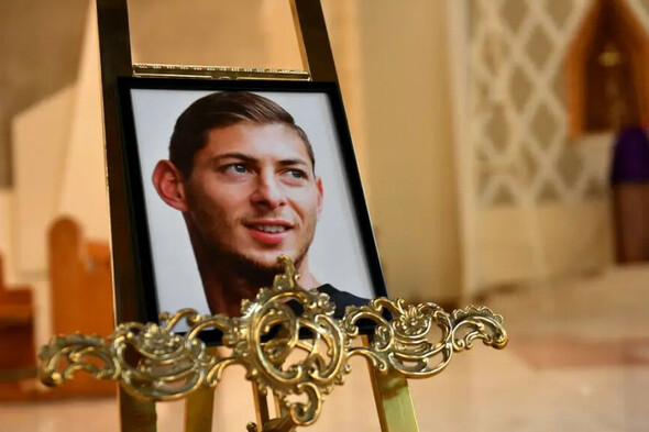 Footballer Emiliano Sala died as result of plane crash, inquest jury finds - Vimarsana News