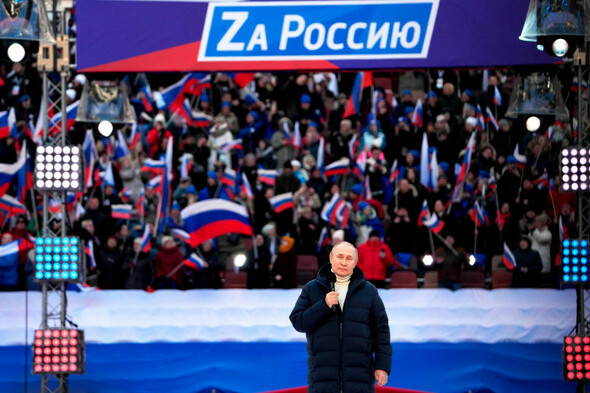 Vladimir Putin addresses rally in Moscow as Russian troops continue assault - Vimarsana News