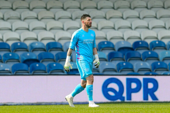 Veteran Irish goalkeeper makes debut as QPR's Premier League dream dented - Vimarsana News
