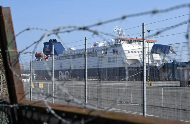 Le deuxième ferry P&O a été retenu dans le port après un contrôle de sécurité