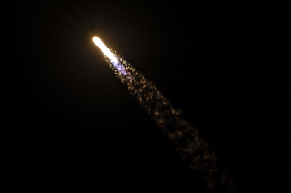 Poll: Would you be a space tourist if you could afford it? - Vimarsana News