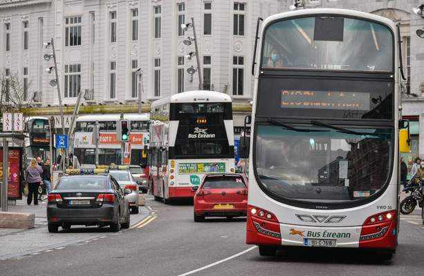 Стоимость проезда в автобусах за пределами Дублина на 20% дешевле, чем сегодня.
