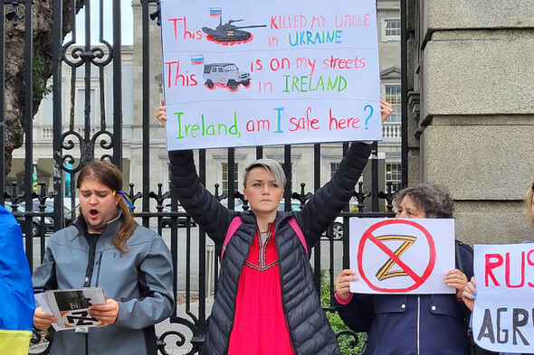 'Z = zombie': Ukrainian rally in Dublin calls for banning of Russian war symbols - Vimarsana News