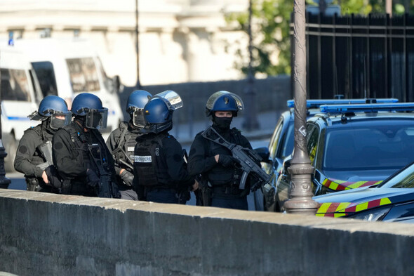 Main Paris attacks suspect apologises to 'all victims' of 2015 atrocity - Vimarsana News