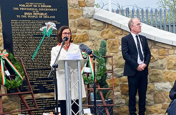 Mary Lou MacDonald dit vouloir un « partenariat » avec les syndicalistes pour créer une Irlande unie