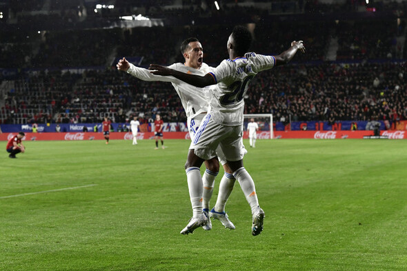 Benzema misses two penalties in seven minutes but Real Madrid continue title charge - Vimarsana News
