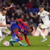 Vieira defends Wilfried Zaha after diving claim and says winger was targeted