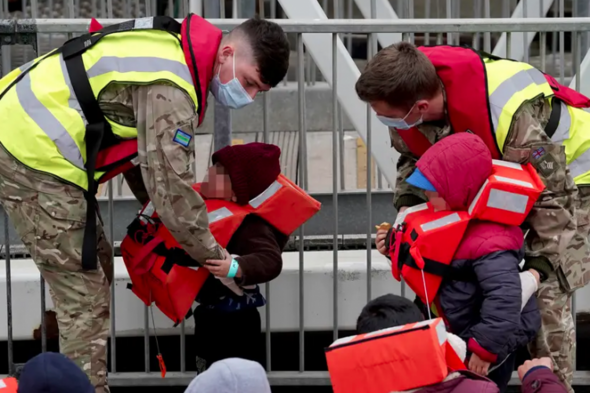 Charities say Rwanda plan not deterring 'desperate' migrants crossing Channel to UK - Vimarsana News