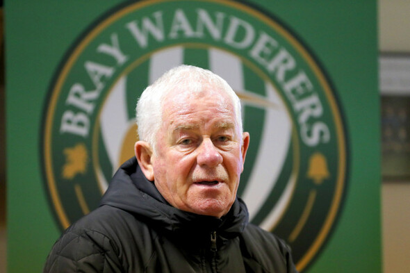 Bray give their backing to Pat Devlin after he was confronted by fans - Vimarsana News