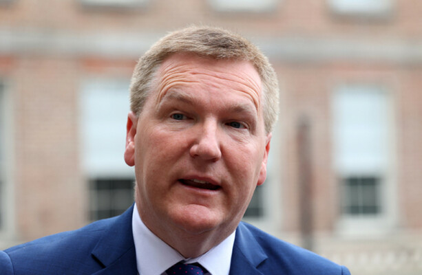 McGrath donne son feu vert aux pourparlers exploratoires sur les salaires de la fonction publique