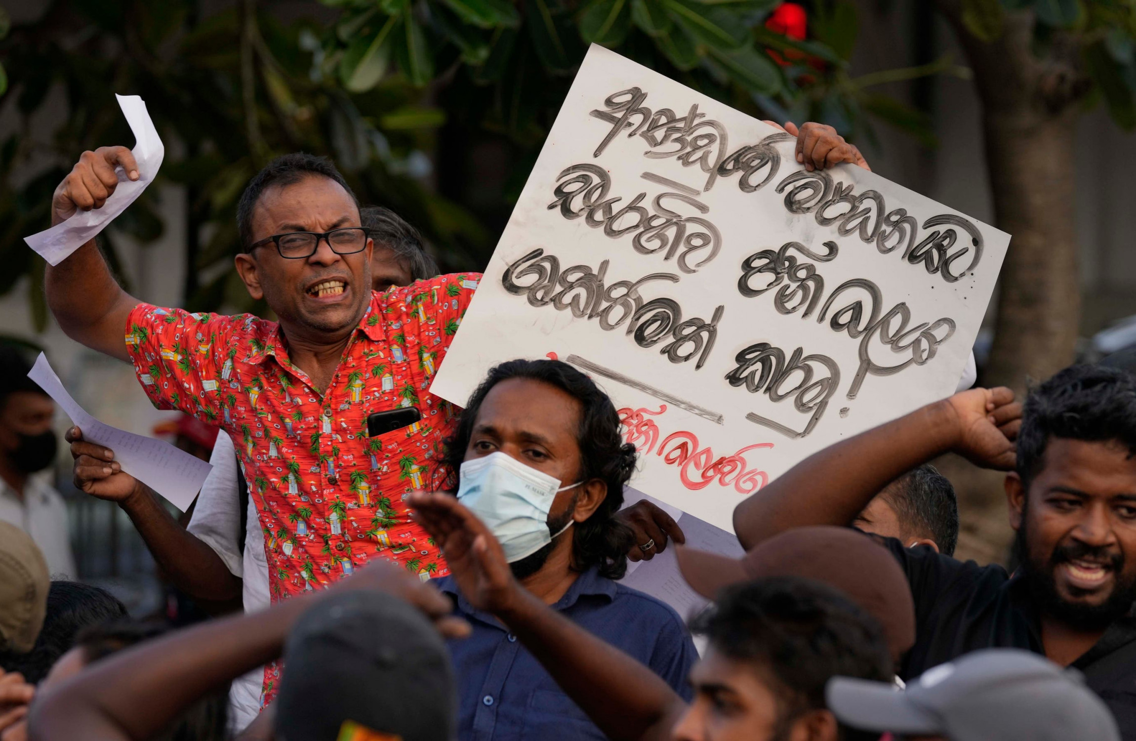 Sri Lankan Prime Minister Quits As Violence Kills Three, Injures 150