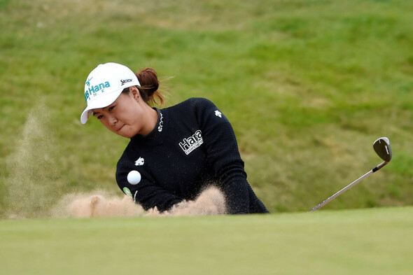 Aussie Lee holds off Thompson for LPGA Founders Cup win - Vimarsana News