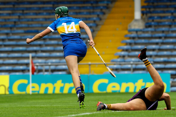 Devane denies Dubs with crucial late equaliser - Vimarsana News