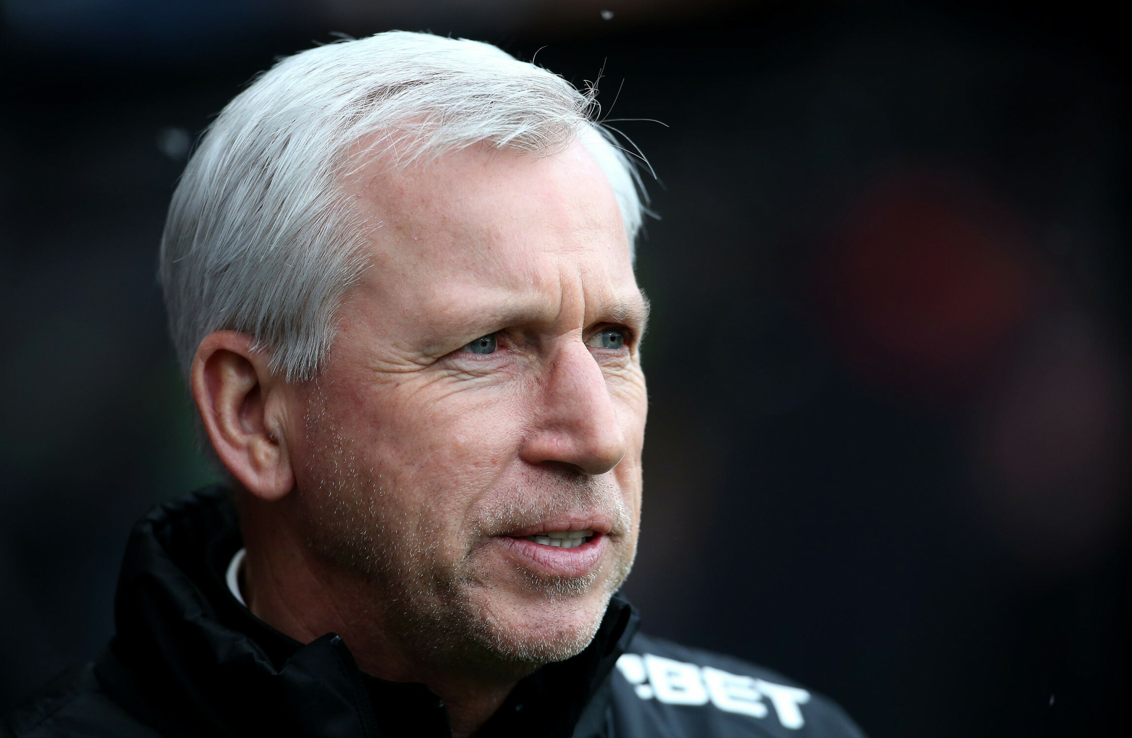 Alan Pardew leaves CSKA Sofia after racism from their supporters - Vimarsana News