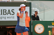 Swiatek extends winning run to reach second French Open final