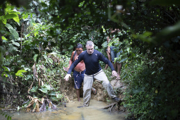 Families of missing Amazon explorers appeal for help from Brazil - Vimarsana News