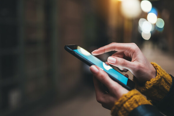 Quiz: How much do you know about smartphones? - Vimarsana News