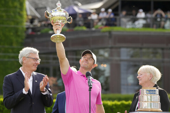 '21st PGA Tour victory, one more than someone else' - Majestic McIlroy defends Canadian Open title - Vimarsana News