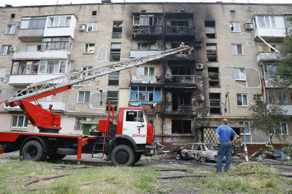 Zelenskyy pleads for more arms as last bridges into sieged Severodonetsk are destroyed - Vimarsana News