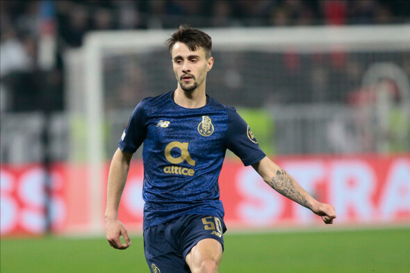 Portuguese midfielder Vieira completes Arsenal switch - Vimarsana News