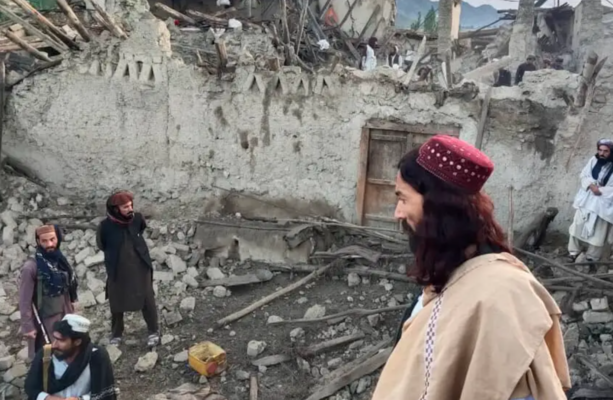 По меньшей мере 1000 человек погибли в результате землетрясения магнитудой 6,1 в Афганистане