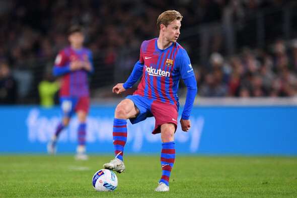 Barca president says Frenkie de Jong isn't for sale amid links to Man United - Vimarsana News