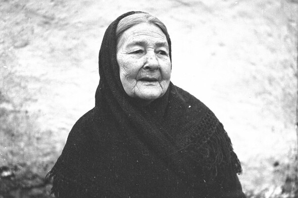 New exhibition looks to rejuvenate the image of Peig Sayers - Vimarsana News
