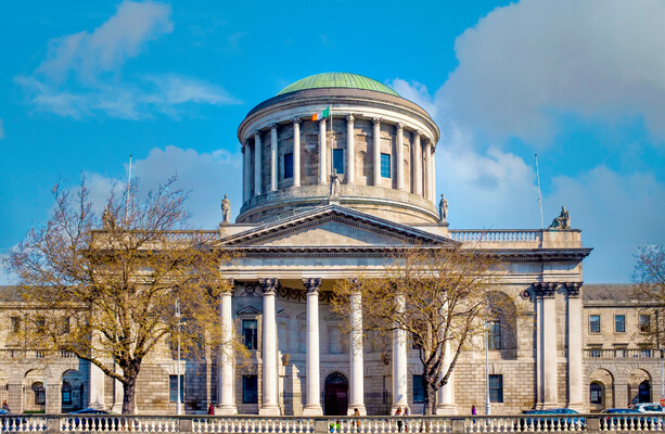 L’étudiant amène le ministère de l’Éducation devant le tribunal pour avoir quitté l’examen de certification en mandarin