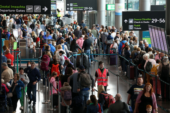 Overflowing toilets and long queues: Passenger complaints about Dublin Airport at start of summer - Vimarsana News